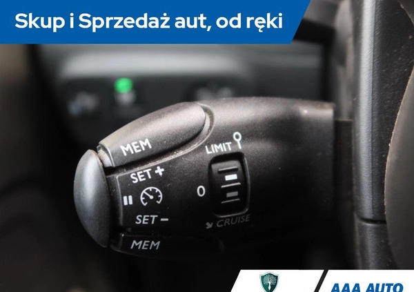 Citroen C3 cena 53000 przebieg: 76009, rok produkcji 2019 z Nowogród Bobrzański małe 172